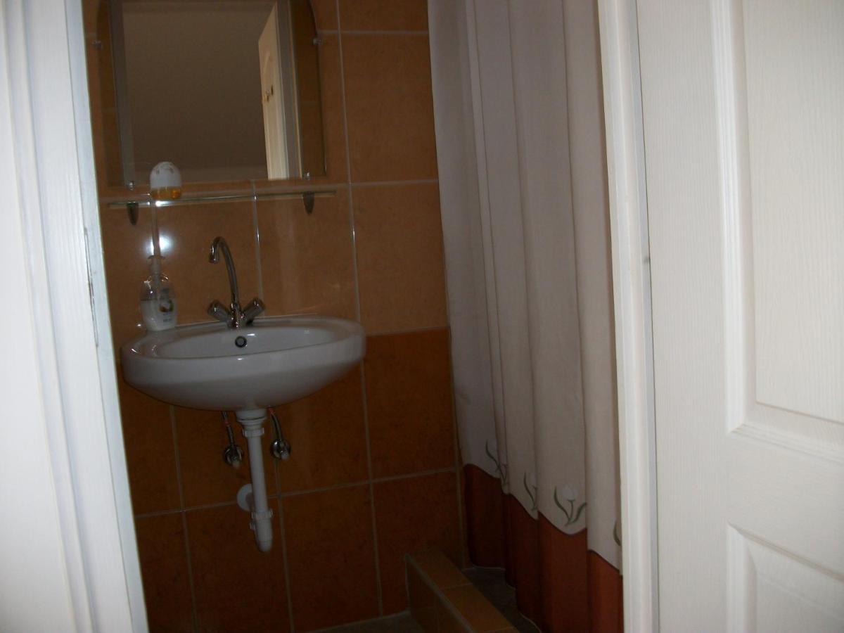Eden Vendeghaz Otel Miskolc Dış mekan fotoğraf